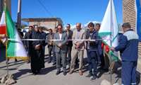 حضور فرماندار، مدیر جهاد کشاورزی و مسئولان شهرستان رابر در محله دیوران همزمان با آغاز دهه مبارک فجر