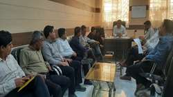 برگزاری جلسه بررسی و کنترل آفت سن گندم در شهرستان ارزوئیه