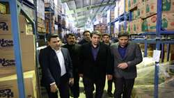اطمینان‌بخش بودن ذخایر استراتژیک کرمان؛ استاندار: هیچ‌گونه نگرانی بابت تأمین اقلام ضروری وجود ندارد